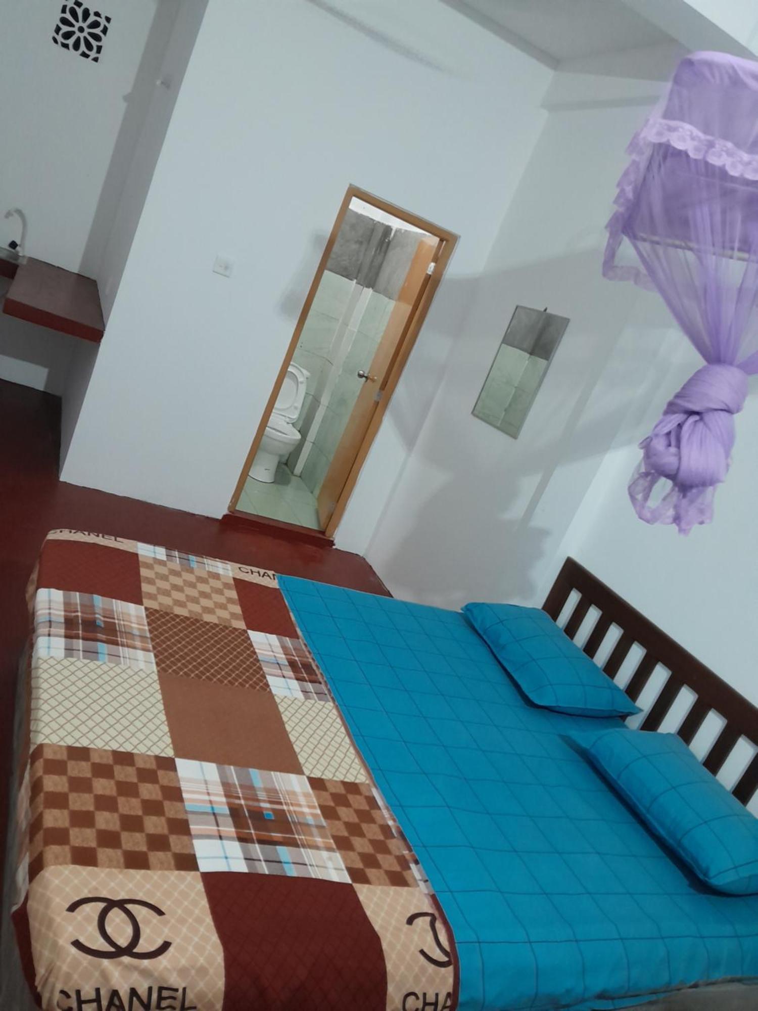 Villa 64 Katunayaka Esterno foto
